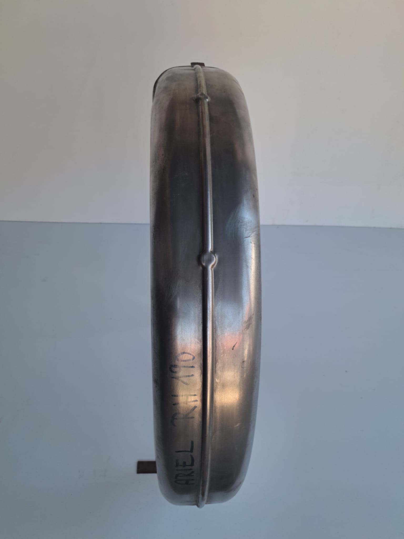Ariel 250/350/500/1000 (1935–1949) — přední blatník, šířka 190 mm — obrázek 4