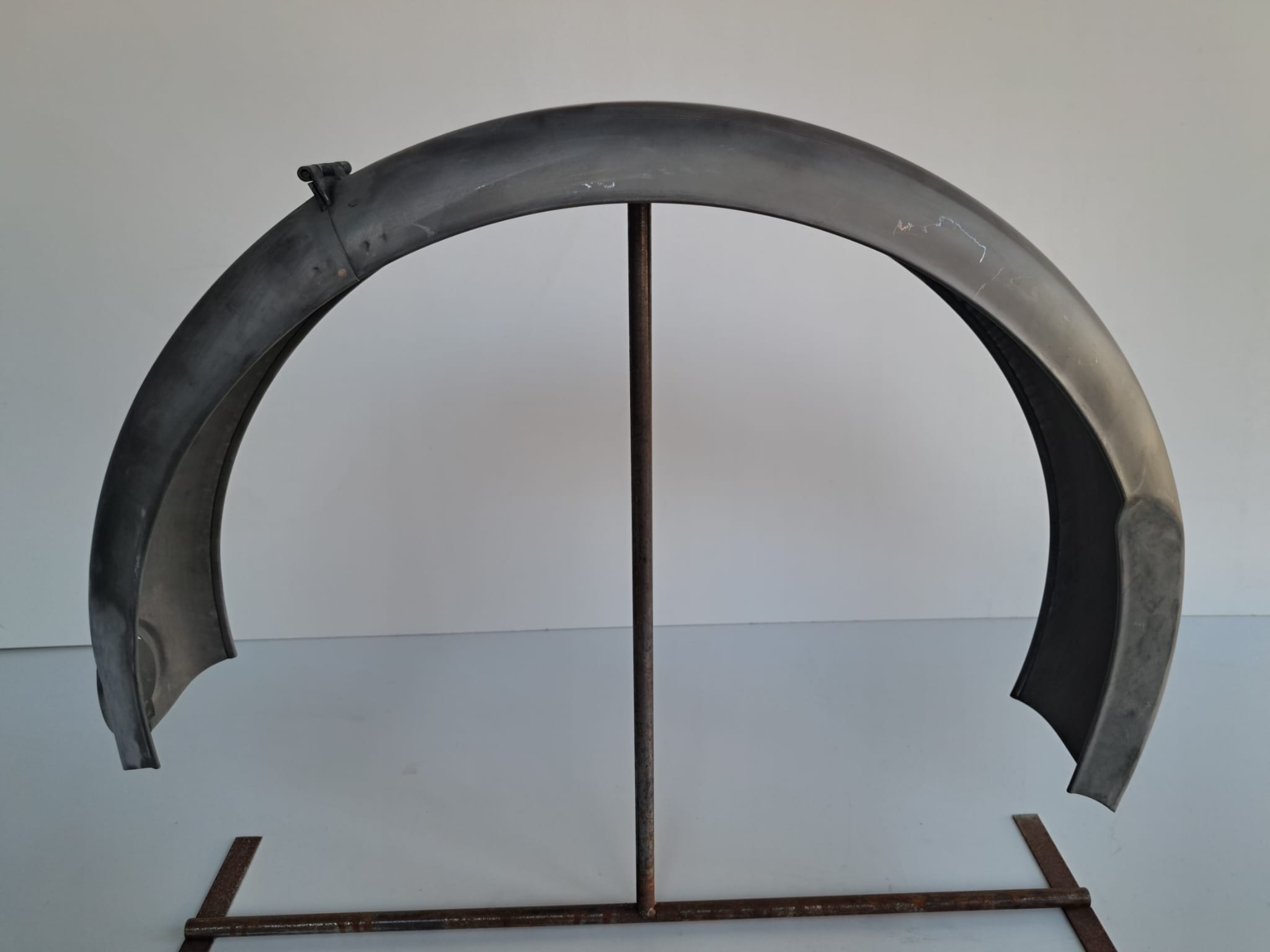 Jawa 250/350 Pérák (komunista) — zadní blatník