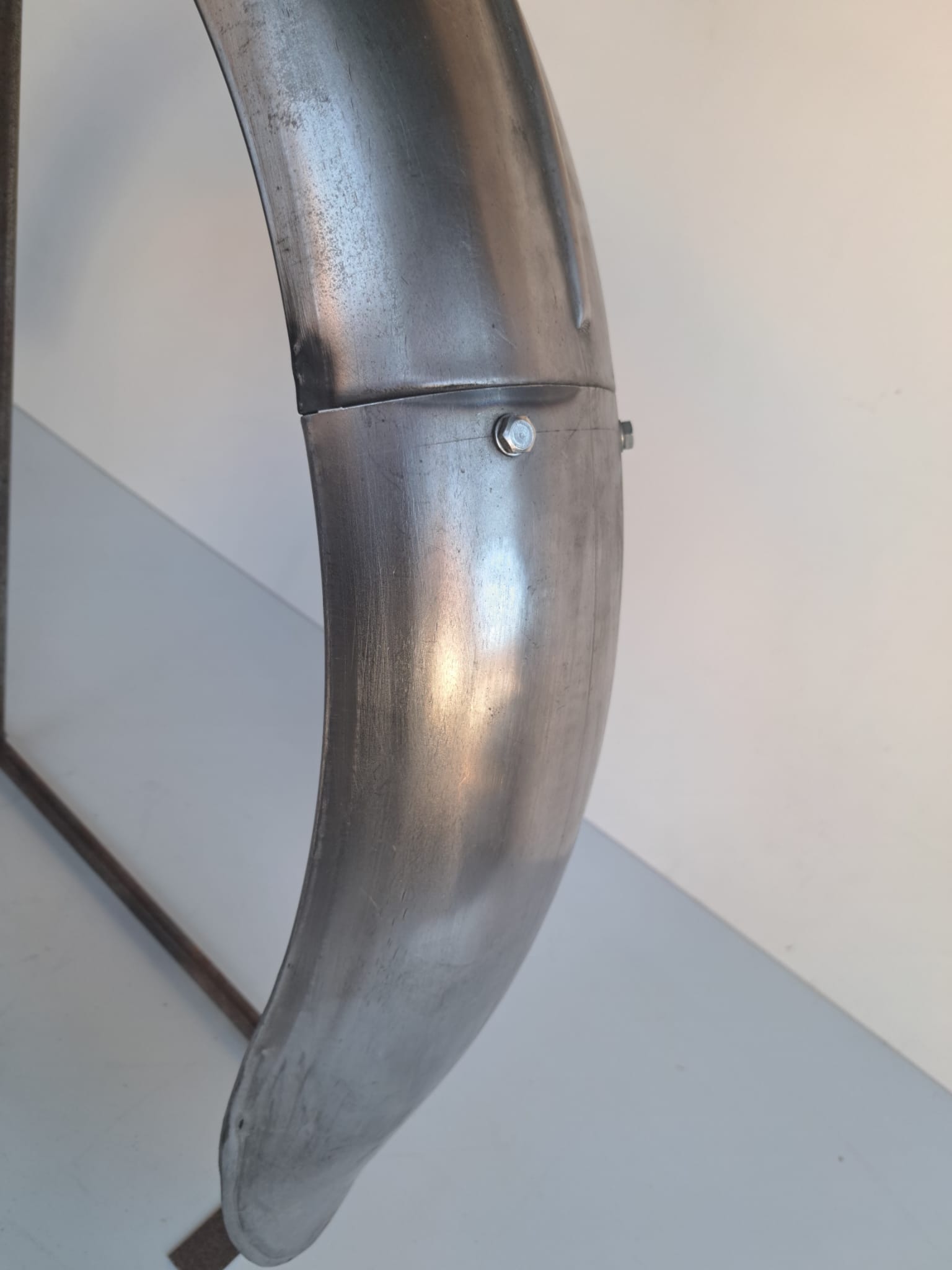 Norton H 16/18 — zadní blatník