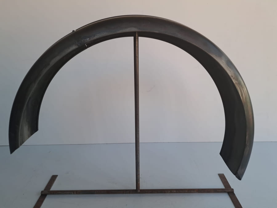 Ogar 250 (1947) — zadní blatník