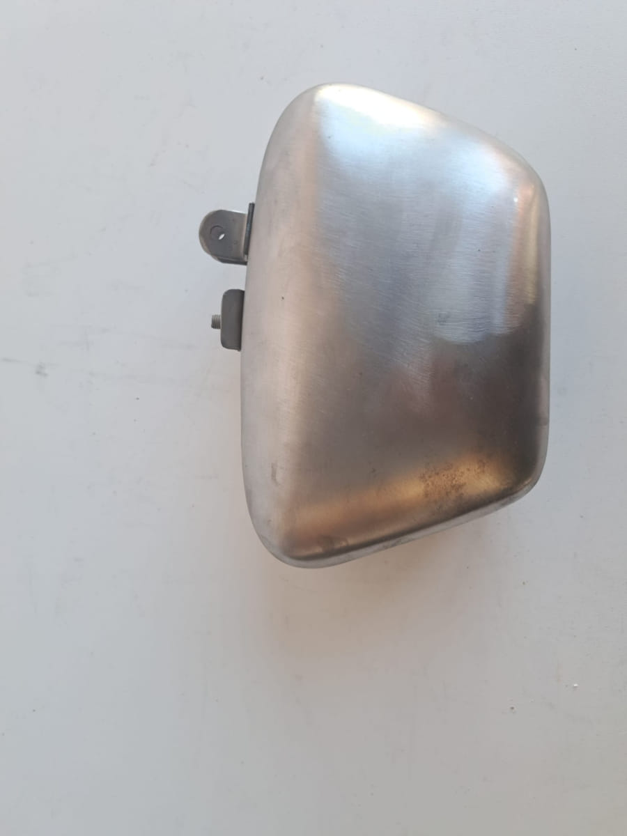Puch 125 — kastlík na nářadí