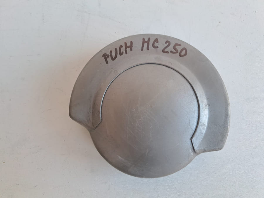 Puch MC 250 — kryt vzduchového filtru